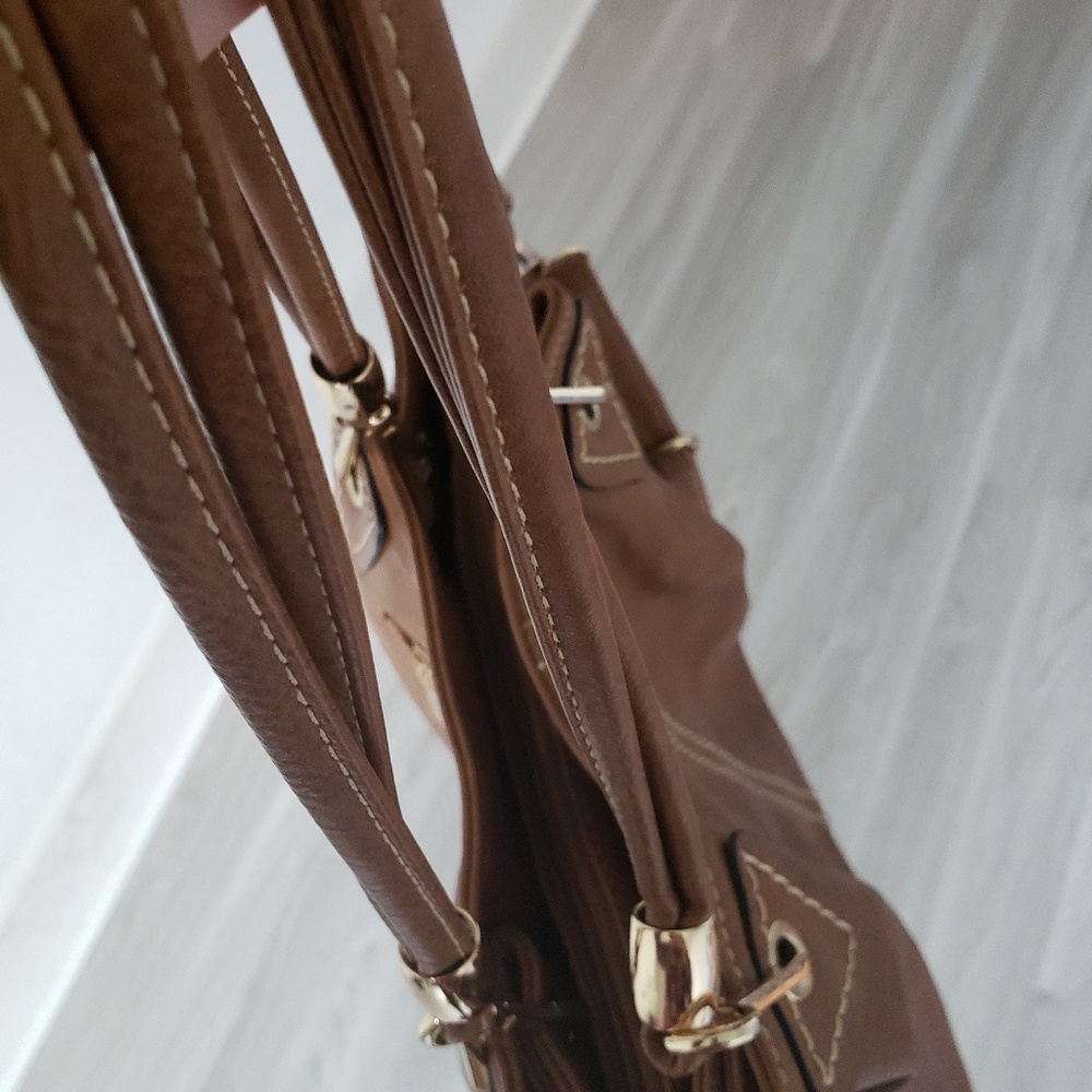 Handbag - Picture 3 of 4